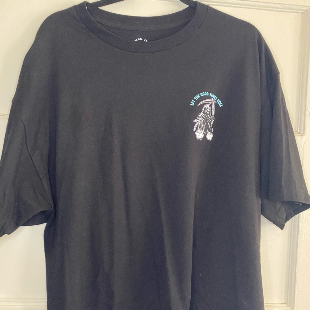 Graphic tee